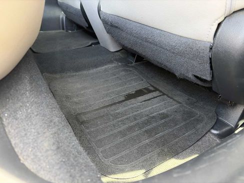 Used 2013 Honda Civic EX-L image 24