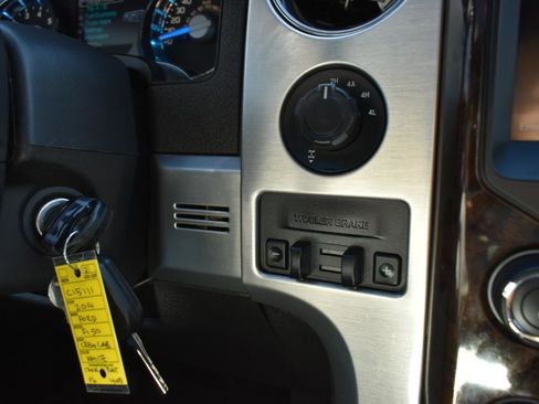 Used 2014 Ford F150 Platinum AWD/4WD image 44