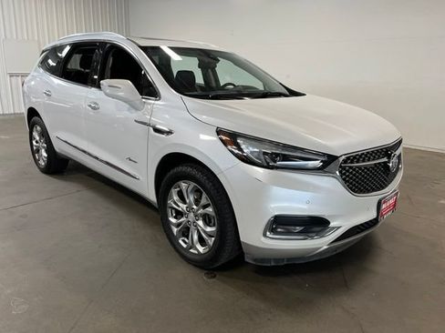 Used 2019 Buick Enclave Avenir w/ Avenir Technology Package AWD/4WD image 1