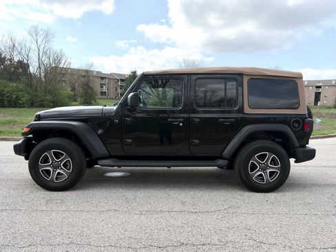 Used 2020 Jeep Wrangler Unlimited Sport AWD/4WD image 35