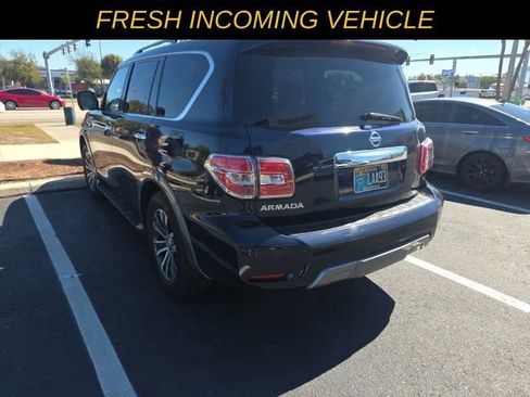 Used 2020 Nissan Armada SL w/ Premium Package image 3