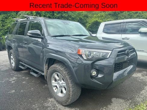 Used 2024 Toyota 4Runner SR5 Premium w/ Moonroof Package AWD/4WD image 2