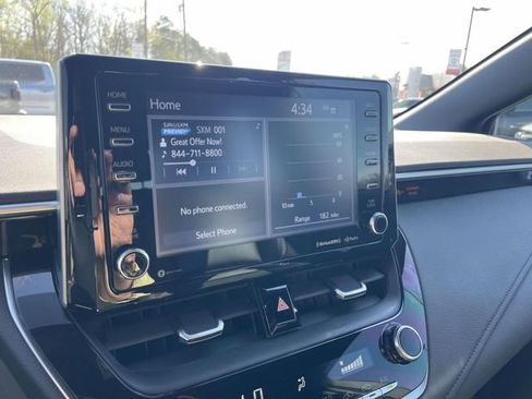 Used 2022 Toyota Corolla XSE image 25