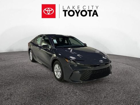 New 2026 Toyota Camry LE image 7