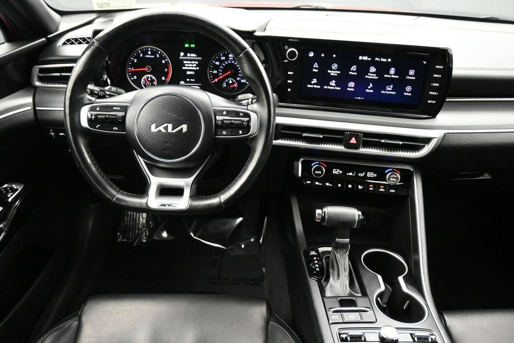 Used 2024 Kia K5 GT-Line AWD/4WD image 6