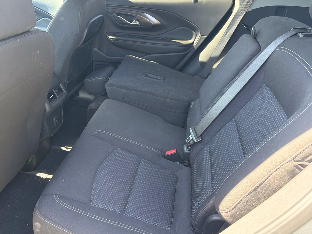 Used 2023 GMC Terrain SLE w/ Driver Convenience Package AWD/4WD image 8