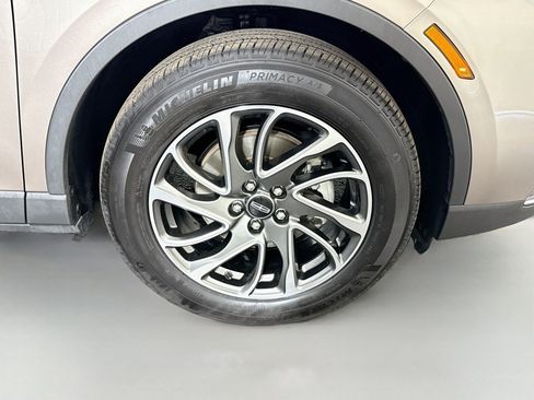 Used 2020 Lincoln Corsair FWD w/ Equipment Group 101A image 32