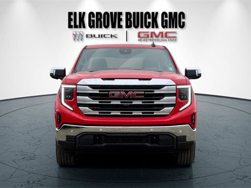 New 2026 GMC Sierra 1500 SLE w/ Preferred Package image 9