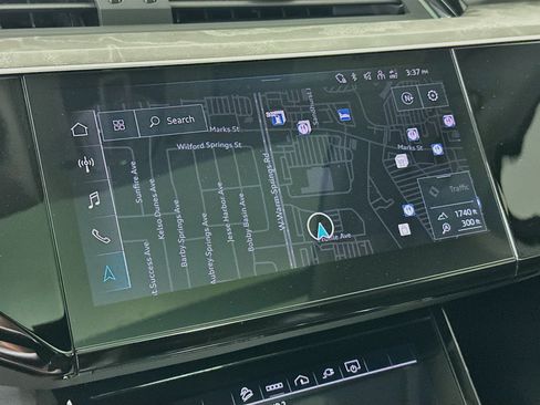 Used 2024 Audi Q8 e-tron Premium AWD/4WD image 22