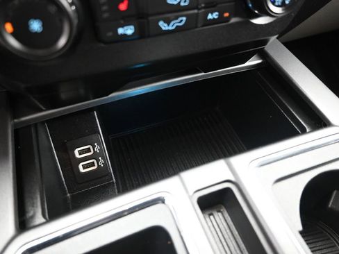 Used 2020 Ford F150 XLT w/ Equipment Group 302A Luxury AWD/4WD image 16