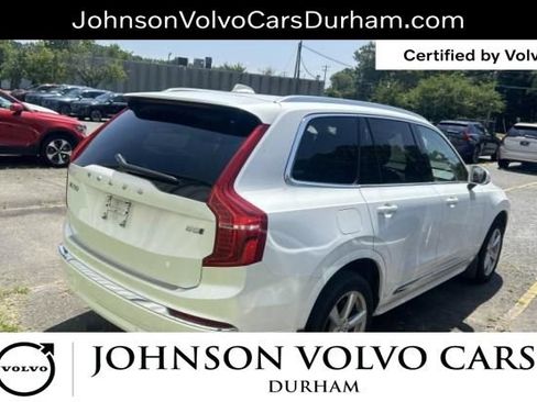 Used 2024 Volvo XC90 B5 Core w/ Protection Package Premier AWD/4WD image 3