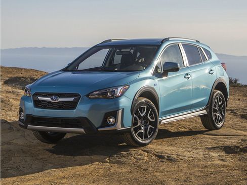 Used 2020 Subaru Crosstrek Hybrid w/ Moonroof Package w/Navigation AWD/4WD image 1
