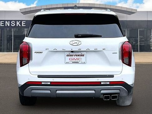 Used 2023 Hyundai Palisade Limited AWD/4WD image 4