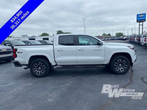 Used 2023 Chevrolet Colorado Z71 w/ Z71 Convenience Package 2 AWD/4WD image 9