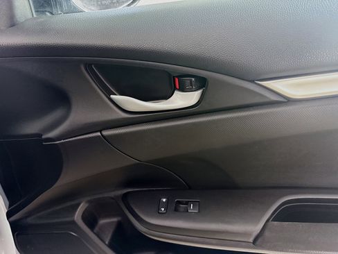 Used 2019 Honda Civic LX image 30