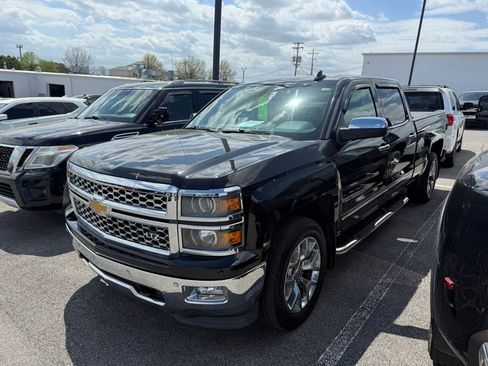 Used 2015 Chevrolet Silverado 1500 LTZ w/ LTZ Plus Package image 2