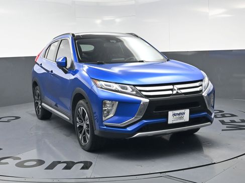 Used 2019 Mitsubishi Eclipse Cross SEL image 3