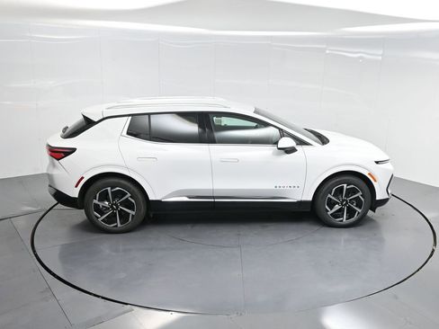 Used 2025 Chevrolet Equinox EV LT w/ Convenience Package image 51