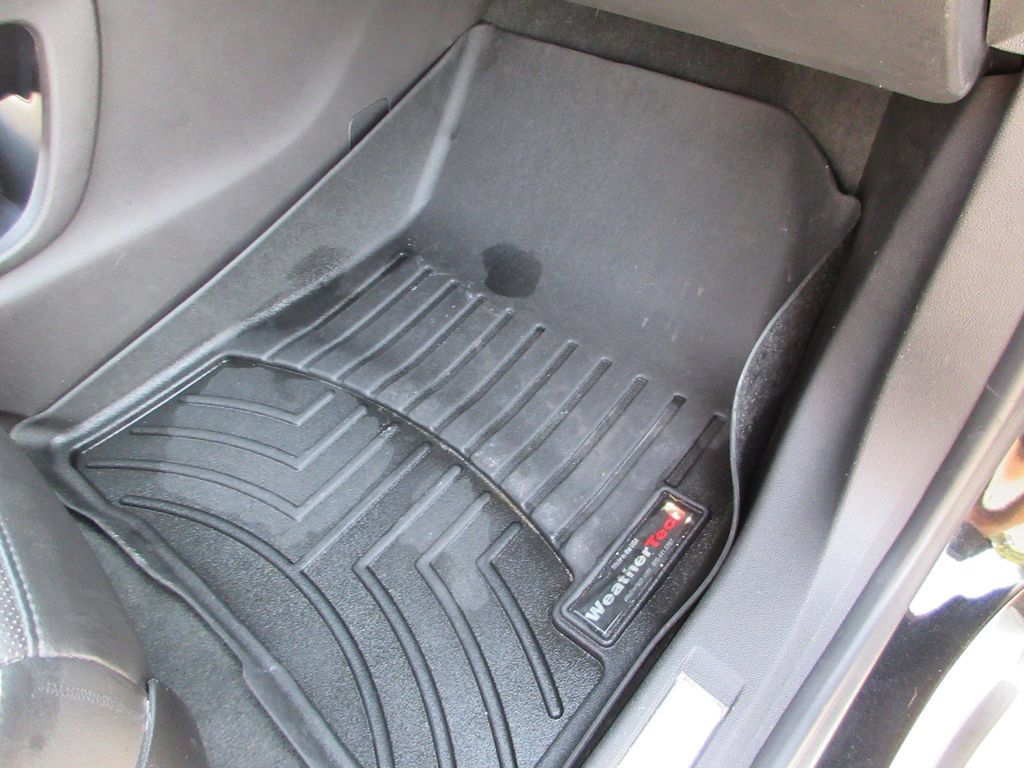 Certified 2022 GMC Acadia SLT w/ Preferred Package FWD image 31