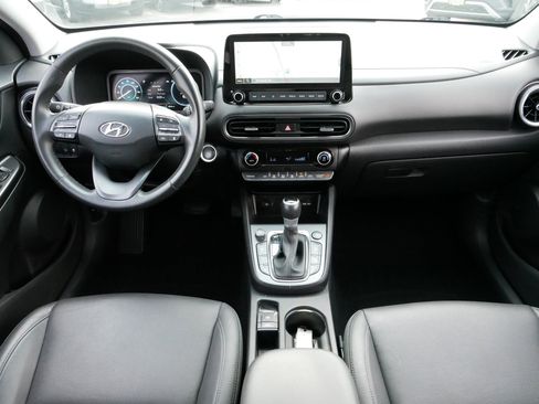 Used 2023 Hyundai Kona Limited image 10