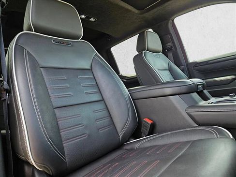 Used 2025 GMC Sierra 1500 AT4X AWD/4WD image 22