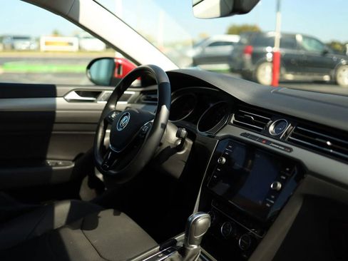 Used 2019 Volkswagen Arteon SE image 47