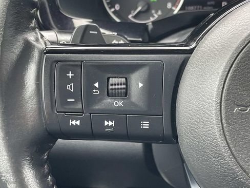 Used 2022 Nissan Pathfinder SV image 20