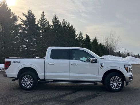 Used 2025 Ford F150 Lariat w/ Equipment Group 502A High image 30