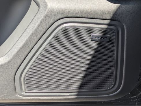 New 2025 Porsche Macan image 14