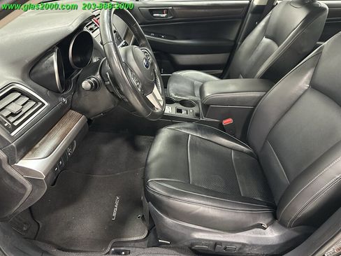 Used 2017 Subaru Legacy 2.5i Limited AWD/4WD image 23