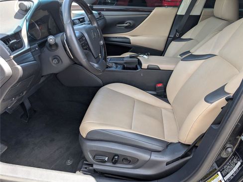 Used 2021 Lexus ES 350 w/ Premium Package FWD image 12