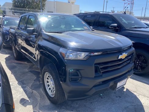Used 2024 Chevrolet Colorado W/T RWD image 7
