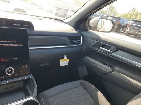 New 2026 GMC Terrain Elevation FWD image 15