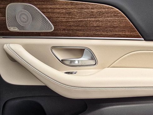 New 2026 Mercedes-Benz GLE 450 4MATIC image 34