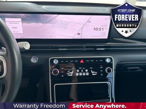 Used 2025 Genesis GV80 2.5T Standard AWD/4WD image 23