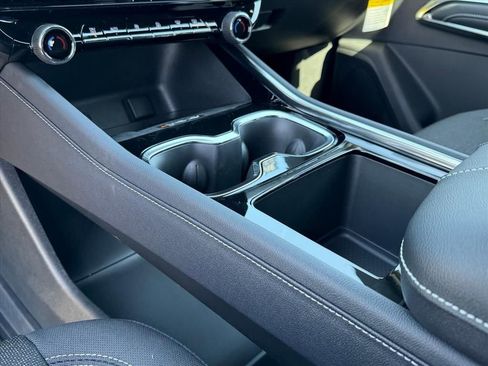 New 2026 Chevrolet Traverse LT w/ LPO, Floor Liner Package AWD/4WD image 13
