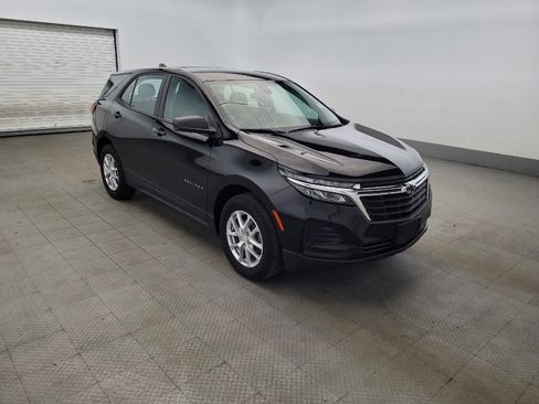 Used 2024 Chevrolet Equinox LS w/ LPO, Floor Liner Package AWD/4WD image 13