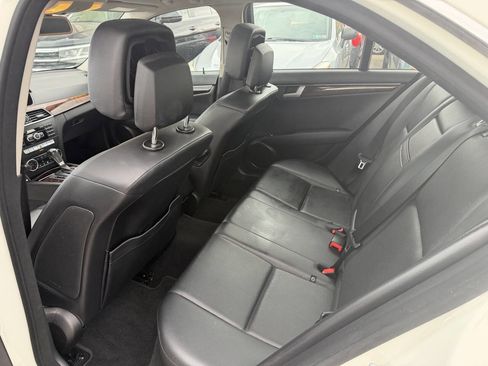 Used 2012 Mercedes-Benz C 300 4MATIC Sedan image 8