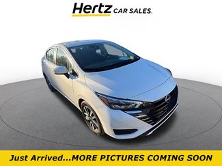 Used 2025 Nissan Versa SV video 1