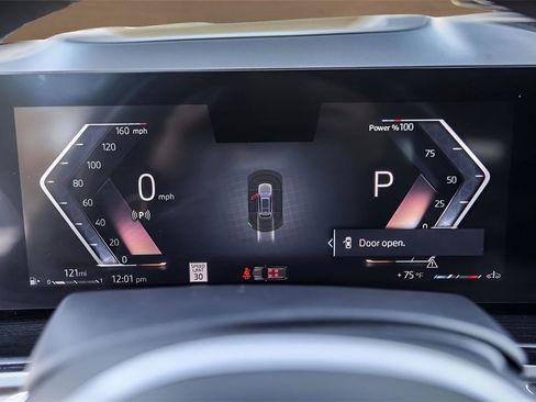 Used 2023 BMW X7 xDrive40i w/ Executive Package image 11