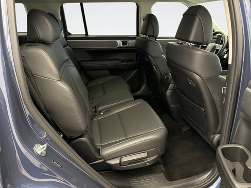 Used 2025 Hyundai Santa Fe SEL image 19