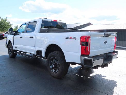 Used 2024 Ford F250 XL w/ STX Appearance Package AWD/4WD image 4