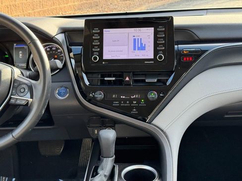 Used 2024 Toyota Camry LE image 13