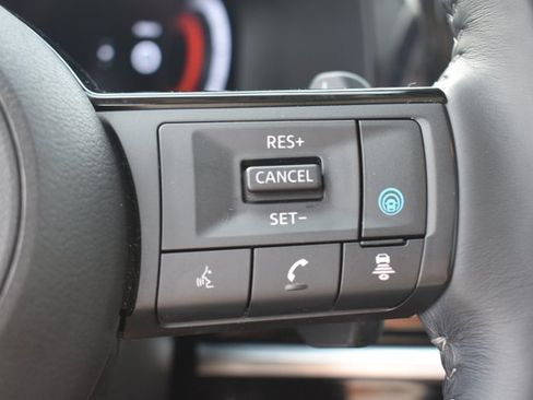 Used 2022 Nissan Pathfinder Platinum w/ Lighting Package (N93) AWD/4WD image 23