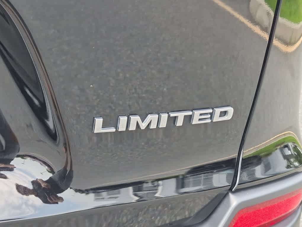 Used 2022 Jeep Cherokee Limited AWD/4WD image 21
