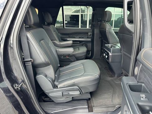 Used 2023 Ford Expedition Max Platinum AWD/4WD image 23
