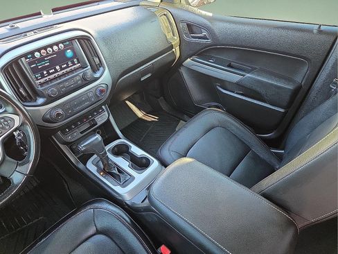 Used 2018 Chevrolet Colorado ZR2 image 12