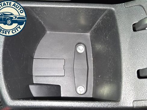 Used 2018 Hyundai Elantra GT FWD image 19