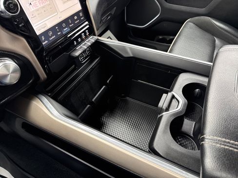 Used 2022 RAM 1500 Laramie image 34