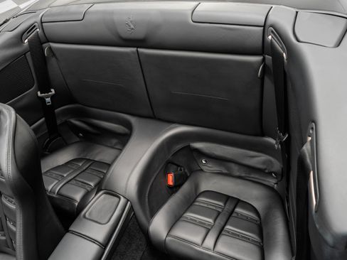 Used 2012 Ferrari California image 16